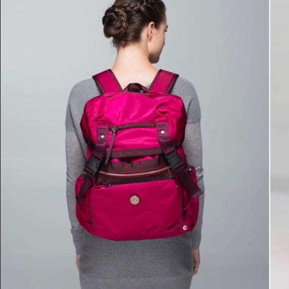 Lululemon Traveling Yogini Rucksack Bumble Berry